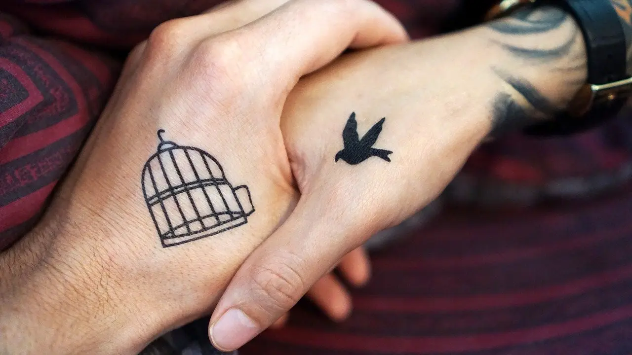 8 Tato Simple dan Artinya yang Mendalam, Selipkan Pesan Rahasia