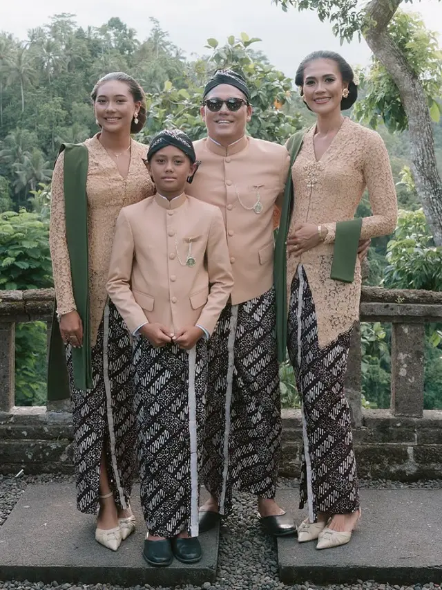 Kakak Ipar dan Keponakan Luna Maya di Hari Pernikahan. [@febjabrik]