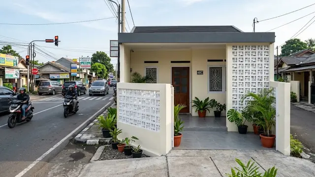 Inspirasi Teras Rumah Dekat Lampu Merah