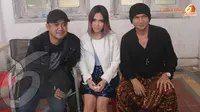 Anji dan Rizal Mantovani Quality Time dengan Harum Bunga