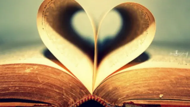 [Bintang] 20 Hal yang Harus Dipahami Kamu yang Berpacar Seorang Kutu Buku