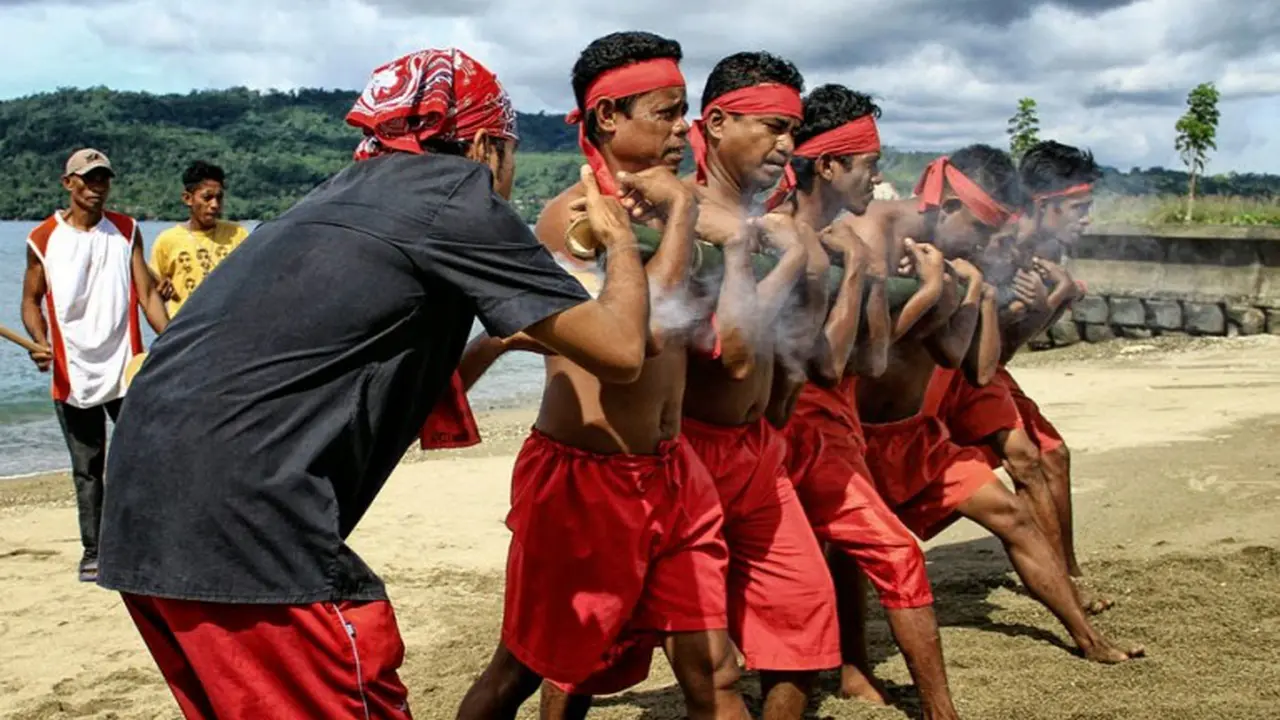 6 Kesenian Tradisional Indonesia Bernuansa Mistis