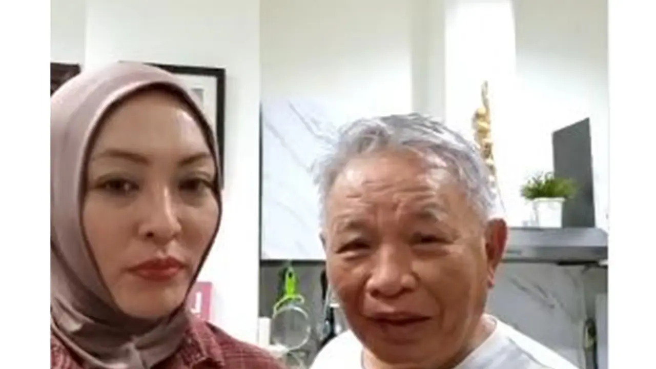 6 Potret Kenangan Angelina Sondakh dan Ayahnya, Meninggal Karena Serangan Jantung