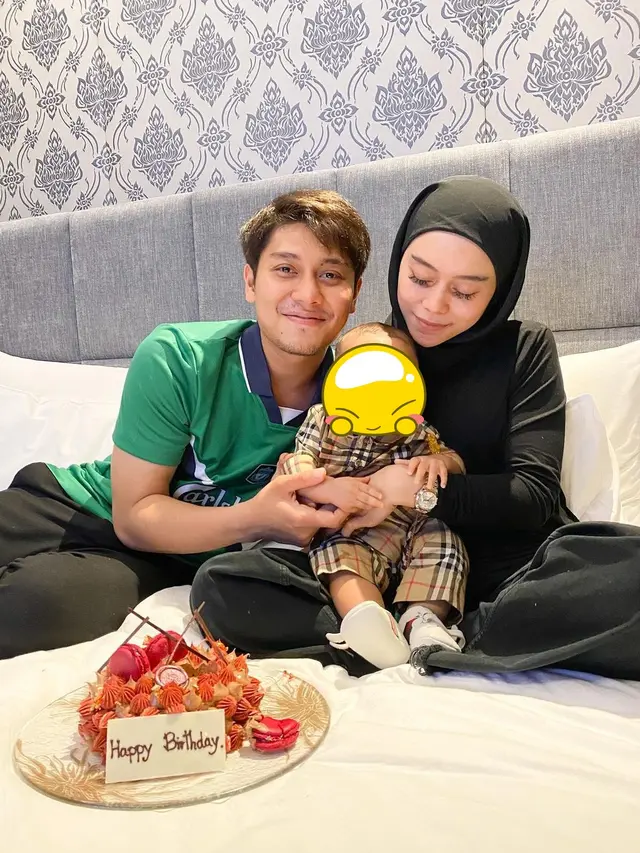 6 Potret Keluarga Kecil Lesti Kejora dan Rizky Billar yang Selalu Harmonis