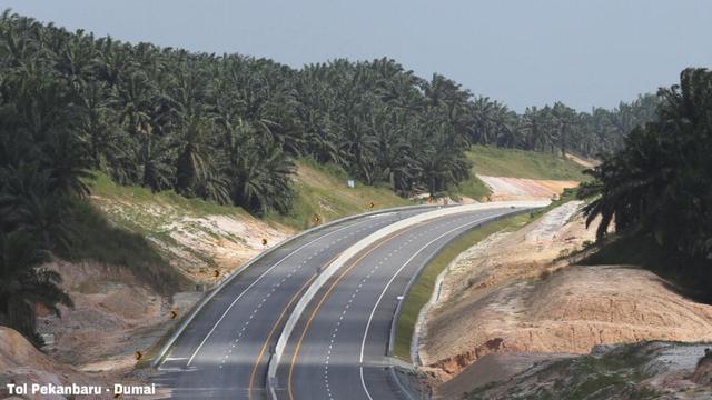 Tol Pekanbaru-Dumai