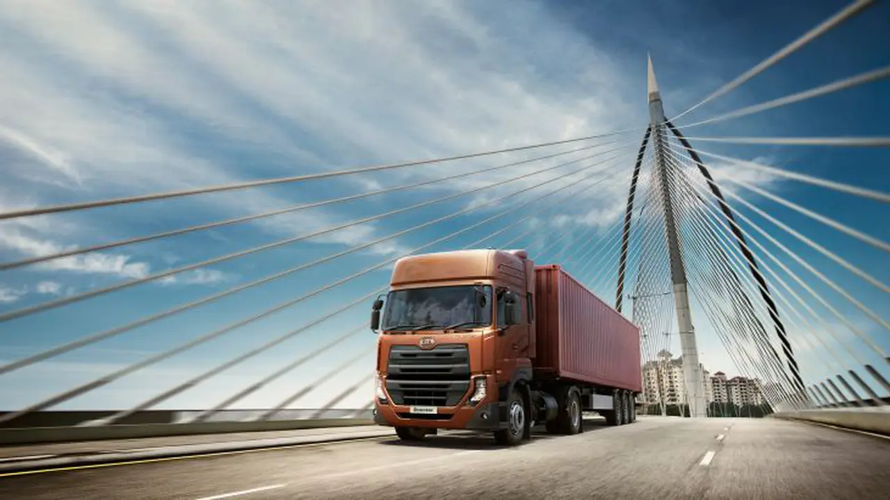 Quester 8 Jadi Andalan UD Trucks Pada IIMS 2014