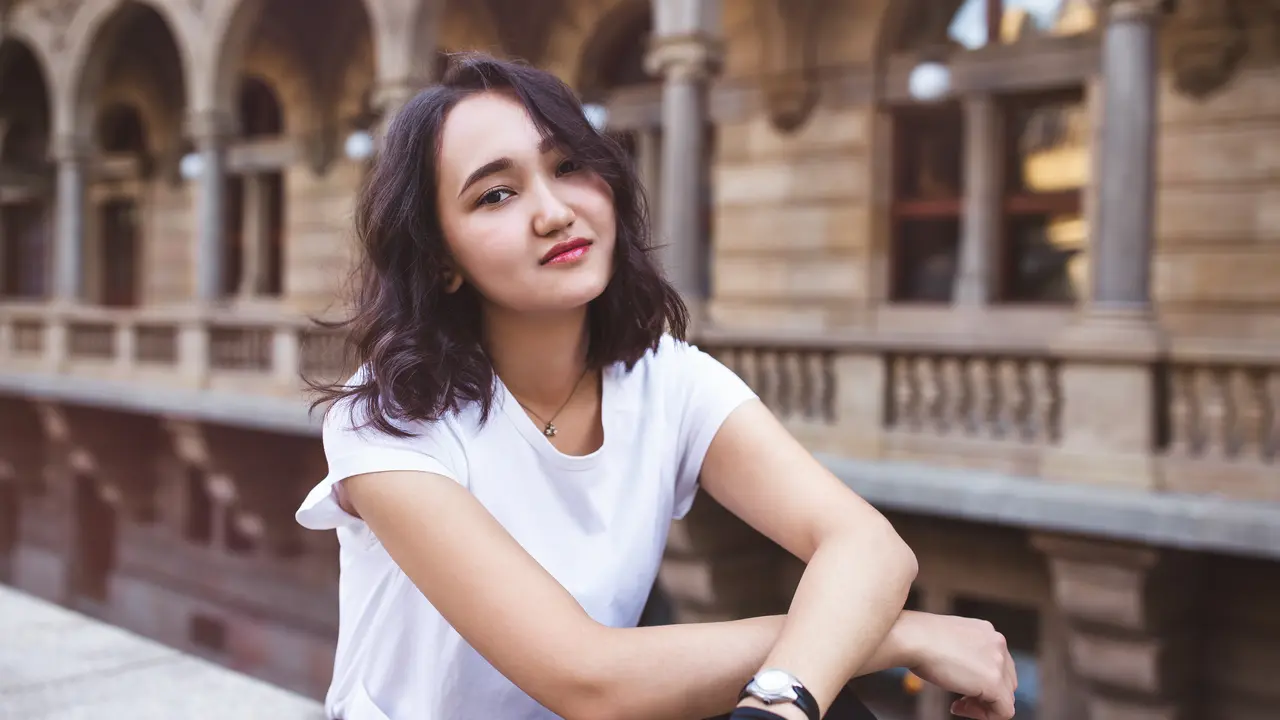 perempuan dewasa