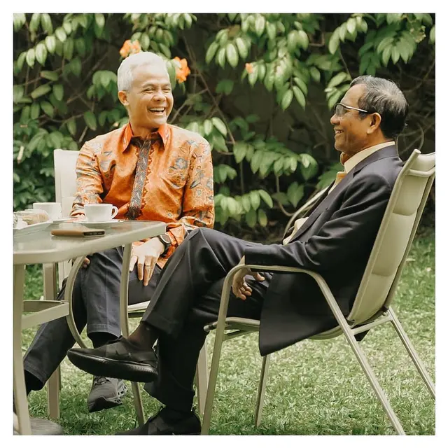 Ganjar Pranowo dan Mahfud MD