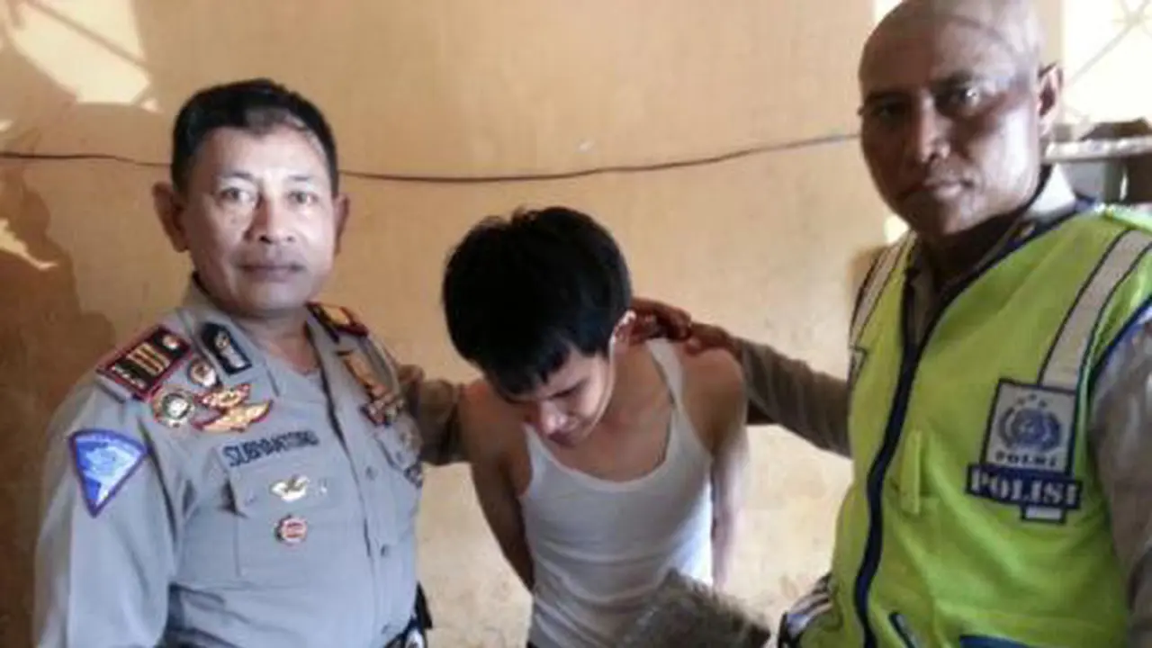 Grogi Saat Razia, Mubarok Diamankan Karena Bawa Ganja 1 Kg