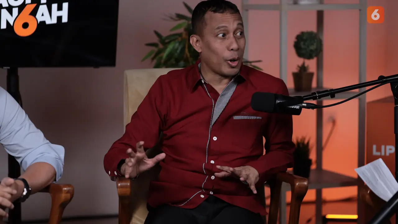 Safir Senduk di Podcast Kaum Tengah