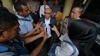 Desmond Junaidi Mahesa usai pertemuan di kantor Kapolda Maluku di Ambon