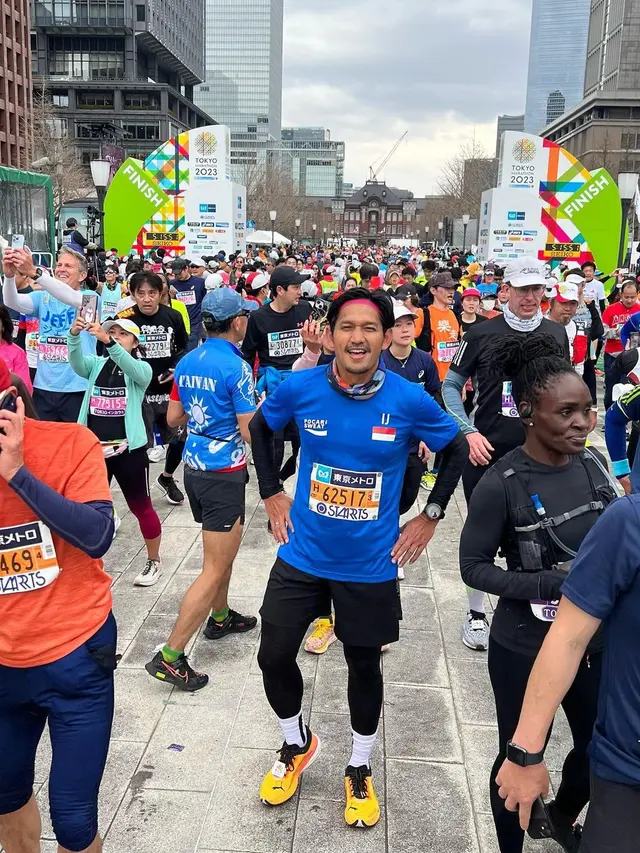 6 Potret Ibnu Jamil dan Ririn Ekawati Liburan di Jepang, Sempat Ikut Tokyo Marathon 2023