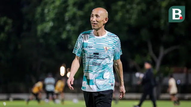 Foto: Kesibukan Coach Satoru Mochizuki saat Pimpin Langsung Latihan Timnas Indonesia Putri U-17