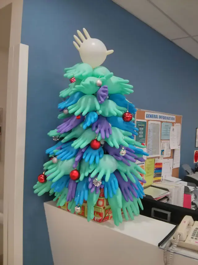 6 Ide Pohon Natal Paling Kreatif (sumber: christmas365greetings)