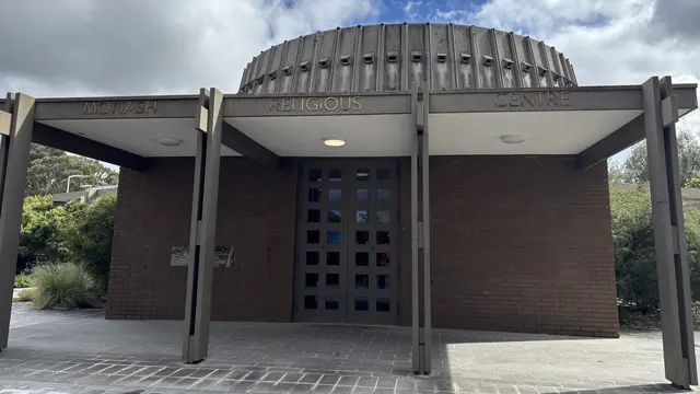 Melihat lebih dekat Monash University di Clayton, Melbourne, Australia. Universitas ini meluluskan banyak tokoh dunia. (Liputan6.com/Tira)