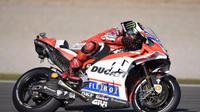 Pebalap Ducati, Jorge Lorenzo, menjadi yang tercepat secara keseluruhan dari dua sesi latihan bebas awal MotoGP Valencia di Ricardo Tormo, Jumat (10/11/2017). (MotoGP)