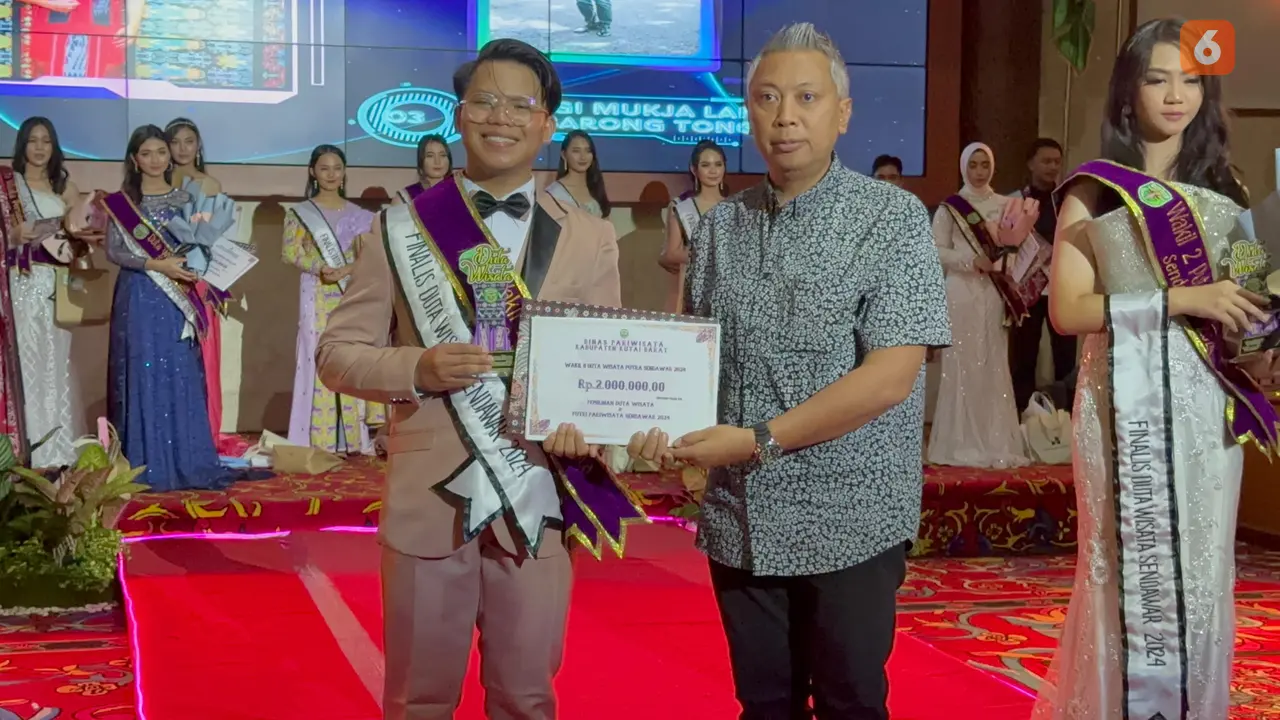 Putra Putri Duta Wisata dan Putri Pariwisata Kabupaten Kutai Barat