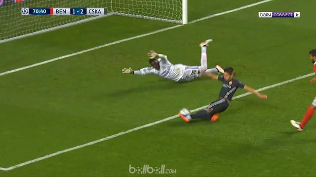 Berita video highlights Liga Champions 2017-2018 antara Benfica melawan CSKA Moscow dengan skor 1-2. This video presented by BallBall.
