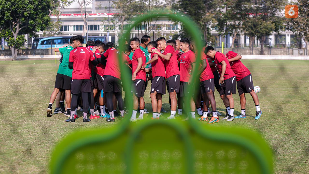 Foto: Timnas Indonesia U-24 Gelar Latihan Jelang Bertolak ke China untuk Asian Games 2022, 7 Pemain Telat Gabung