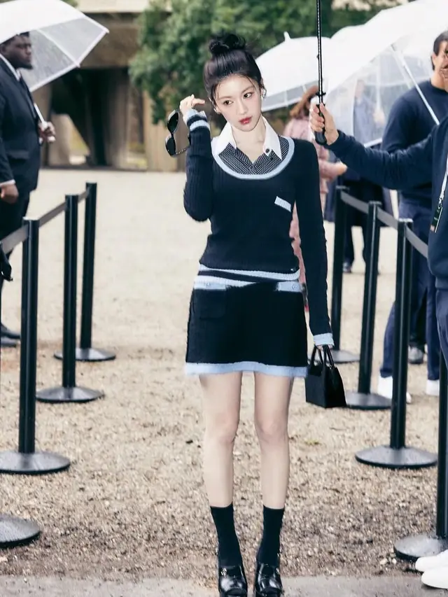 Go Youn Jung Pemeran Oh Yi Young di Drakor Resident Playbook. [@goyounjung]