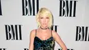 Mendengar isu tersebut, aktor  tampan ini membantah dan mengatakan dengan jelas bahwa dirinya tidak pernah memiliki hubungan spesial dengan Taylor. (AFP/Bintang.com)