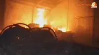 [VIDEO] Gudang Sepeda Terbakar, Kerugian Ratusan Juta Rupiah