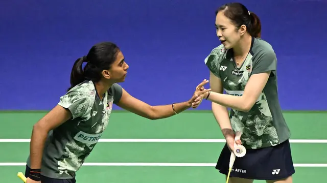 Foto: Momen Selebrasi Apriyani/Siti Fadia, Ganda Putri Indonesia Pertama yang Juarai Hongkong Open setelah 41 Tahun