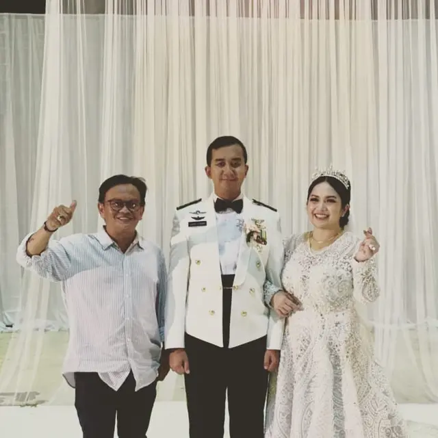 Dipersunting Perwira TNI Usai 8 Tahun Menjanda, Ini 6 Momen Pernikahan Joy Tobing