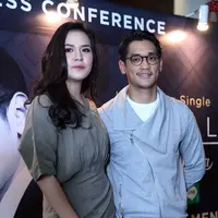 Afgan dan Raisa rilis single 'Percayalah'. (Nurwahyunan/Bintang.com)