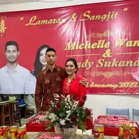 Acara Lamaran Michelle Wanda dan Andy Sukandar (Foto: Instagram/@michellewanda)