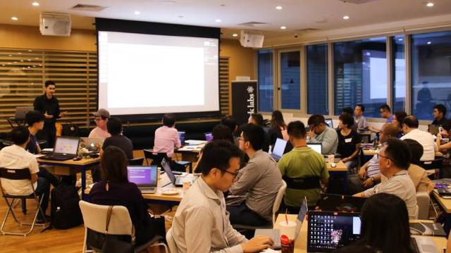 Event Kickstart Series. Dok: AlgoritmaEvent Kickstart Series. Dok: Algoritma