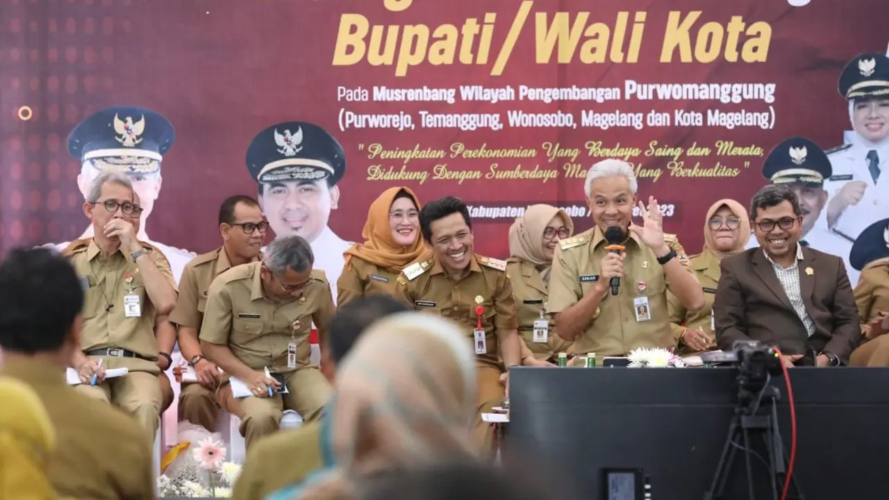 Ganjar menjelaskan, dampak adanya galian C ilegal membuat kerusakan bagi lingkungan sekitar. Mulai dari hilangnya sumber mata air hingga kerusakan jalan. (Istimewa)
