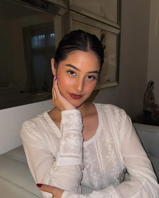 6 Potret memesona Raia Wahab anak Dominique Sanda ‘Mbak Yul’ yang kini jadi model