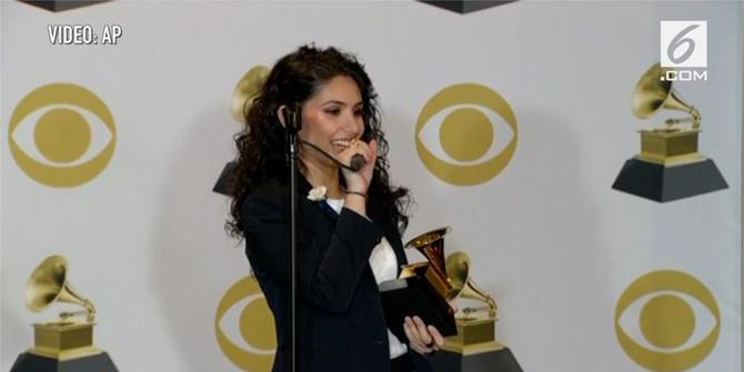 VIDEO: Alessia Cara, Pendatang Baru Terbaik Grammy Awards 2018