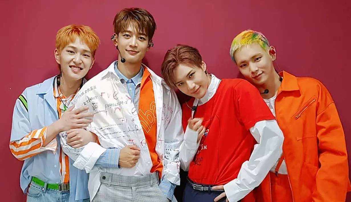<p>Dan mungkin yang paling berat adalah saat SHINee harus kehilangan Jonghyun selama-lamanya pada Desember 2017. Tentu saja kesedihan yang mendalam dirasakan oleh Onew, Minho, Taemin, dan Key. (Foto: instagram.com/shinee)</p>