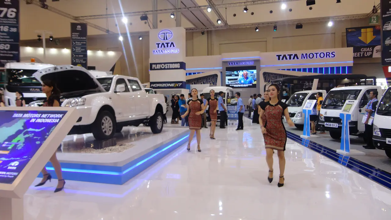 Booth Tata Motors di GIIAS 2015