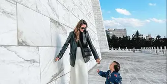 Setelah Korea Selatan, Audi Marissa bersama keluarga menikmati libur akhir tahun di Taiwan yang merupakan kampung halaman suami, Anthony Xie.