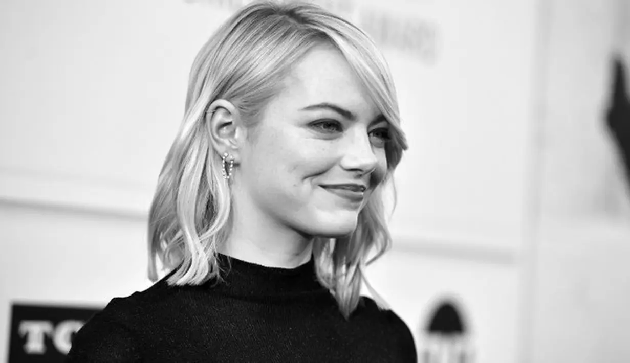 Baru-baru ini Emma Stone juga membintangi satu judul film yang sangat fenomenal, yakni La La Land. Bersama Ryan Gosling yang menjadi lawan mainnya di judul film tersebut. (AFP/Bintang.com)