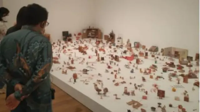 Seniman Jepang Chiharu Shiota Tuangkan Pemikiran, Ketakutan dan Mimpi Lewat Karya di Museum MACAN