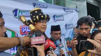 Capres nomor urut 1 Anies Baswedan kampanye di Lapangan Istana Raja Najungal Tapanuli Selatan, Sumatera Utara, Kamis (1/2/2024). Dalam kesempatan itu, Anies mempertanyakan Jokowi yang baru menaikkan gaji PNS dan TNI-Polri jelang Pemilu 2024. (Liputan6.com/Winda Nelfira)