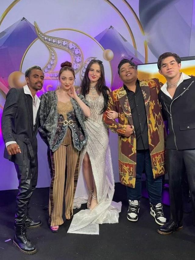 6 Potret Aysegul Peserta D'Academy Asia 6, Curi Perhatian