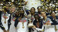 Piala Dunia Bola Basket FIBA ke-19 yang akan berlangsung di 3 negara, Indonesia, Jepang dan Filipina mulai 25 Agustus hingga 10 September 2023 merupakan edisi ke-19 sepanjang sejarah sejak pertama kali diadakan pada 1950 di Argentina. Dari 18 kali penyelenggaraan, tercatat hanya aada 6 negara yang mampu menjadi juara. Negara mana saja? Simak uraiannya berikut ini. (AFP/Gerard Julien)