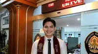 Potret Irzan Faiq Lulus Sidang Skripsi. (Sumber: Instagram/irzannfaiq)