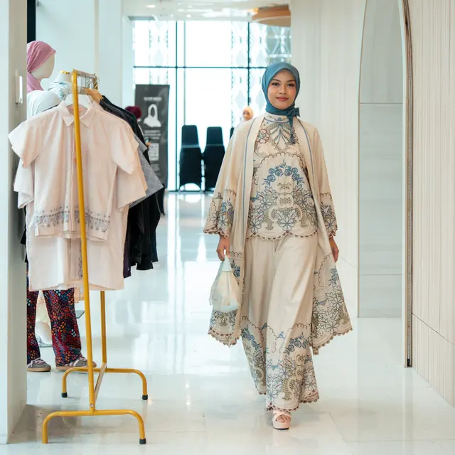 Modest Luxe