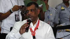 Pesawat AirAsia dengan nomor penerbangan QZ8501 yang hilang pada penerbangan menuju Singapura dari Surabaya akhirnya ditemukan.