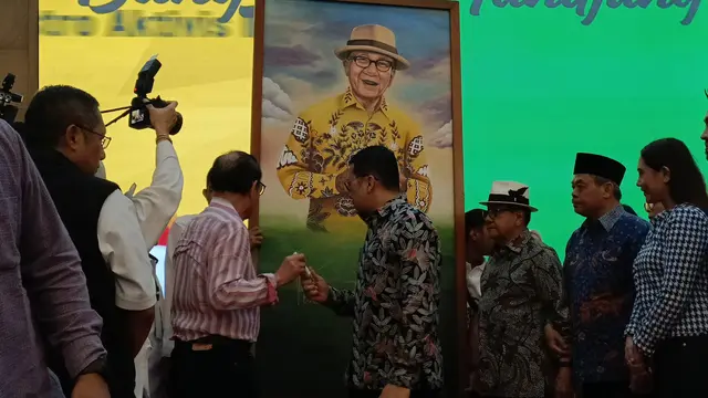 Acara "Tribute to Bang Akbar Tandjung Maestro Aktivis Indonesia" digelar di Gedung Nusantara IV DPR RI, Senayan Jakarta Pusat, Minggu (19/5/2024).
