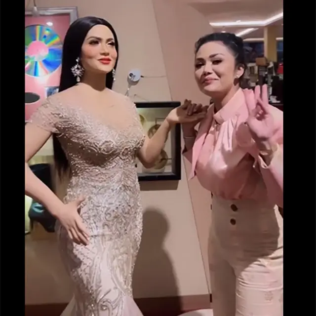 [Fimela] Krisdayanti