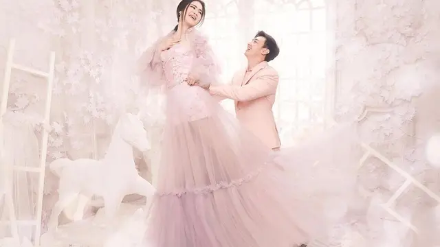 Immanuel Caesar Hito dan Felicya Angelista. (Foto: Fandy Susanto, Instagram @felicyangelista_)