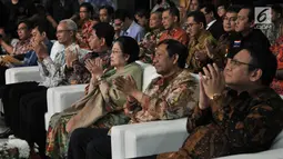 Presiden ke-5 RI sekaligus Ketua Dewan pengarah BPIP Megawati Soekarnoputri bersama anggota Dewan Pengarah BPIP Mahfud MD menghadiri Peringatan 73 Tahun Lahirnya Pancasila di Museum Filateli, Jakarta, Kamis (31/5). (Merdeka.com/Iqbal S. Nugroho)