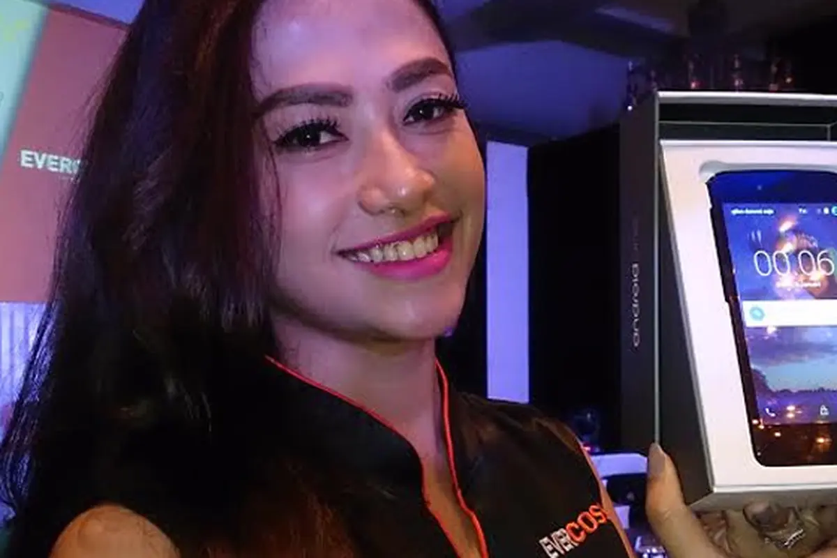 Smartphone Android One Evercoss Dilego Rp 1,3 Jutaan